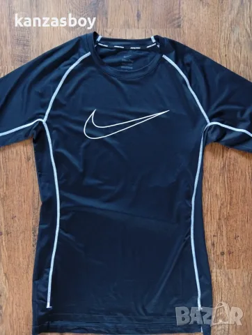 Nike Pro Dri-FIT Men s Tight Fit Short-Sleeve - МЪЖКА ФИТНЕС ТЕНИСКА НОВА БЕЗ ЕТИКЕТИ ХЛ, снимка 4 - Тениски - 55709906
