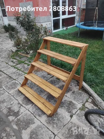 Етажерка цветарник