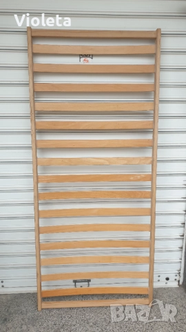 Подматрачна рамка малко ползвана в перфектно състояние, с размери 82 х 187 см.