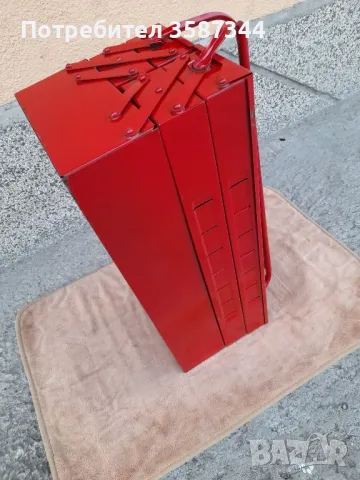 метален куфар за инструменти