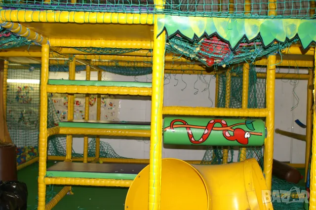 Голям детски кът, снимка 8 - Играчки за стая - 56351543