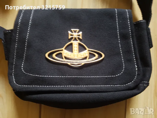 Нова дамска чанта с метално лого Сатурн , снимка 9 - Чанти - 47881702
