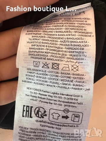 Сива дамска тениска с блестящи сребърни камъчета 100% памук L размер с кръст и крила 🩶🩶🩶, снимка 5 - Тениски - 51796716