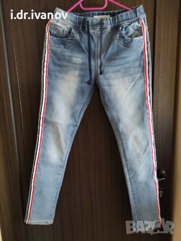 Спортни дънки с кант