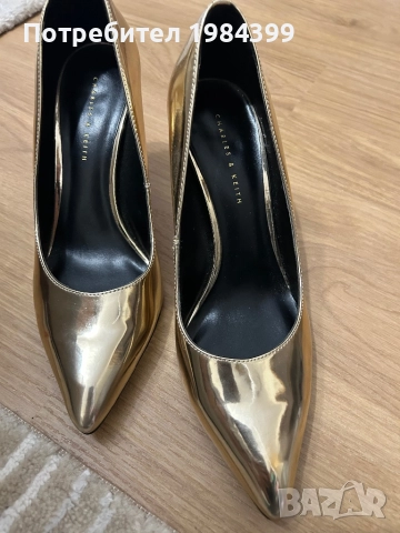 Обувки на ток