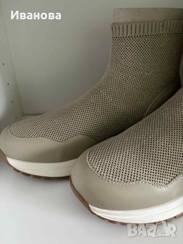 Liu Jo Високи сникърси. Маратонки. Чорап. Обувки. Кецове, снимка 3 - Дамски ежедневни обувки - 52098141