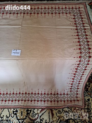 Бродирана покривка за маса № 9, снимка 2 - Покривки за маси - 40428780