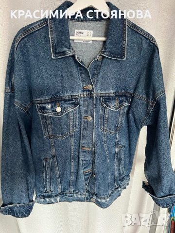 Дънково яке на Bershka, снимка 2 - Якета - 54287728