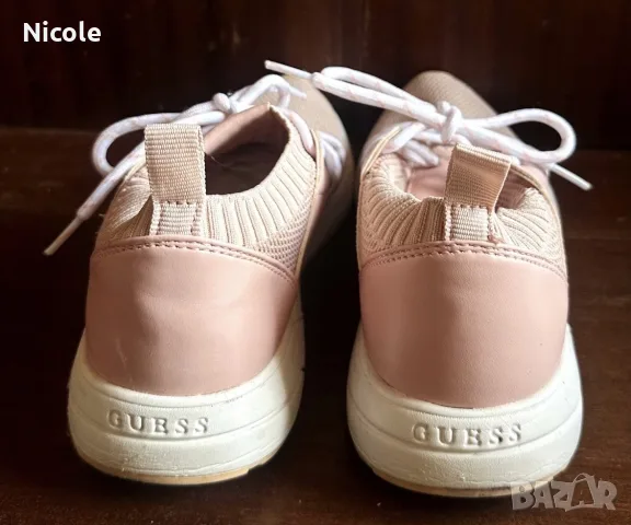 Дамски маратонки - Guess, снимка 2 - Маратонки - 56224835