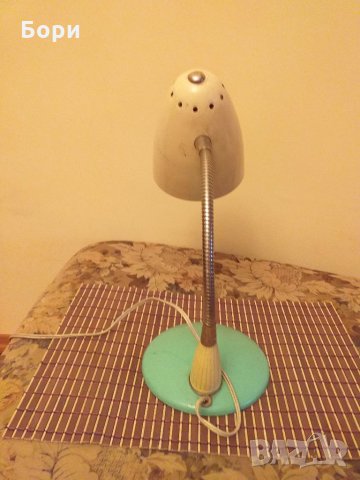 Стара метална ретро лампа, снимка 7 - Настолни лампи - 30294477