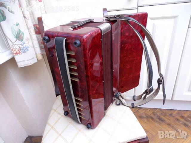 Акордеон Велтмайстер 60 баса, снимка 8 - Акордеони - 52511517