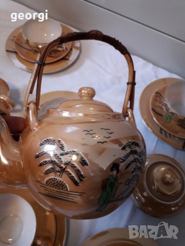 Японски сервиз от фин костен порцелан , снимка 9 - Сервизи - 31874564