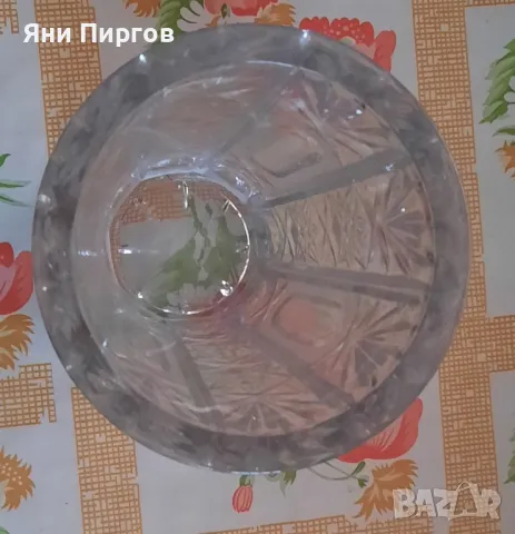 Продавам стъклена ваза, снимка 1