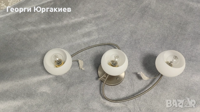 Лампа за таван , снимка 3 - Настолни лампи - 53180749