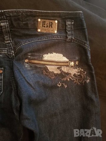 Сини дънки с бродерия , снимка 8 - Дънки - 30722936