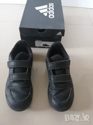 Детски спортни обувки Adidas n. 32 