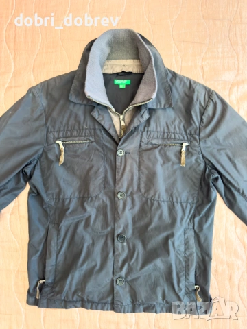 Продавам пролетно - есенно яке United Colors of Benetton., снимка 5 - Якета - 54156475