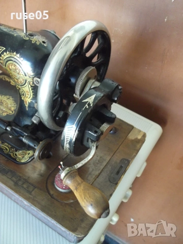 Шевна машина "Helvetia" ръчна стара работеща, снимка 16 - Други ценни предмети - 54314153