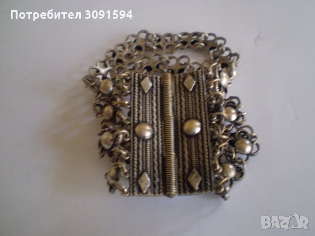 старинна българска  Възрожденска ръчно изработена гривна ентришия, снимка 4 - Антикварни и старинни предмети - 34552004