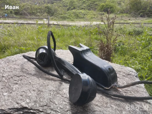 Стар бакелитов домофон , снимка 2 - Антикварни и старинни предмети - 49829851