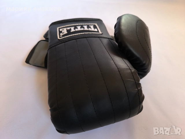 боксови кожени ръкавици TITLE