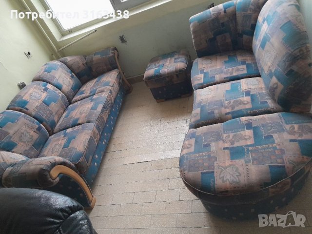 Холна гарнитура 3ка + 2ка + табуретка, снимка 5 - Дивани и мека мебел - 37963346
