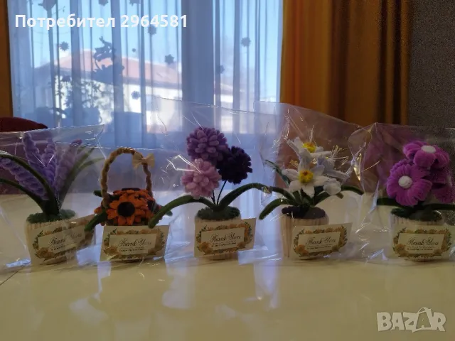 Ръчно изработени цветя в саксия от пухкава тел, снимка 2 - Декорация за дома - 48776758