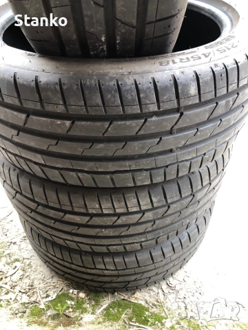 Летни гуми Hankook Ventus S1 evo3  215 45 18 Dot 22г., снимка 4 - Гуми и джанти - 54216876