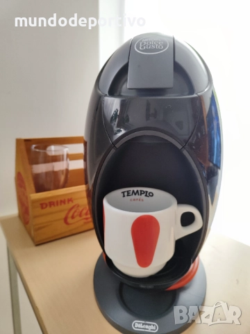Кафе машина Долче Густо / Nescafe Dolce Gusto, снимка 2 - Кафемашини - 52844635