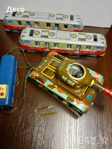 Стари китайски тенекиени играчки., снимка 2 - Колекции - 54191999