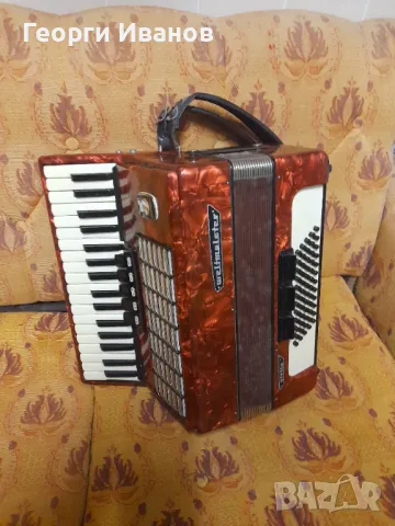Продавам Акордеон Велтмайстер Стела 60 баса Стела
