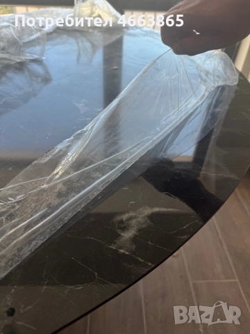 ЧИСТО НОВА маса MDF фурнир, черна с мраморен плот, снимка 4 - Маси - 52580926