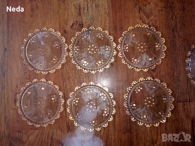 Стъклен сервиз с чинии за десерт, снимка 3 - Сервизи - 38425990