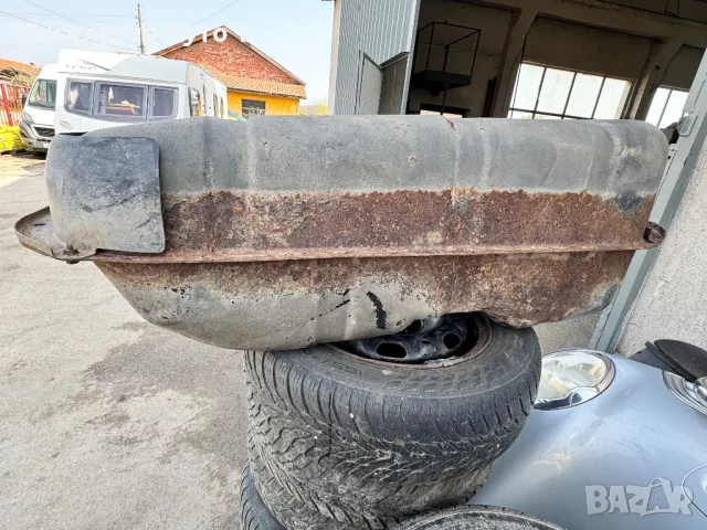 Резервоар Mitsubishi L200, снимка 4 - Части - 49919143