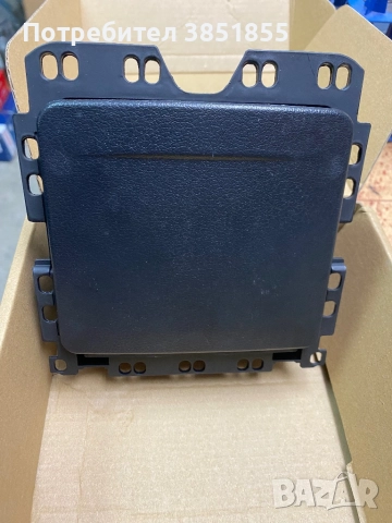 Поставка за чаши (cupholder) за VW Tiguan 5N,Golf Plus 5M, Sharan 7N, снимка 2 - Части - 52571857