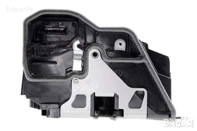 Брава за предна дясна врата BMW E90 E60 E61 E84 E83 E70 E7 F01 F07 F10, снимка 3 - Части - 56142347