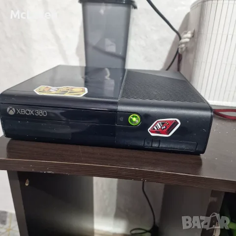 Xbox 360 E 500GB 2 бр джойстика, снимка 10 - Xbox конзоли - 56496729