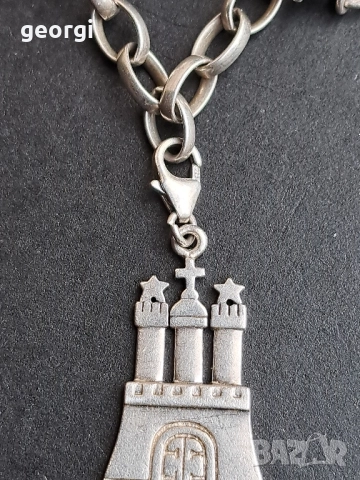 сребърна гривна Thomas sabo Charm club със 7 талисманчета , снимка 8 - Гривни - 52591368