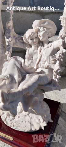 Статуетка Capodimonte, снимка 4 - Статуетки - 44737909