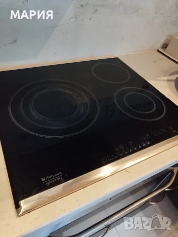 Фурна за вграждане AEG и плот Hotpoint Ariston, снимка 5 - Печки, фурни - 56139473