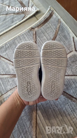 Маратонки Adidas , снимка 3 - Детски маратонки - 51177875