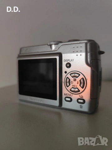 Дигитален фотоапарат Panasonic Lumix DMC-LS1, снимка 4 - Фотоапарати - 54270438