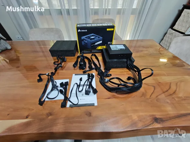 Продавам компютърно захранване Corsair TX750M – 750W, 80 PLUS Gold (Пълен комплект), снимка 3 - Захранвания и кутии - 56243357