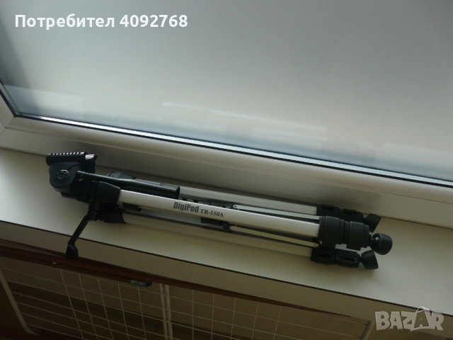 статив digipod tr-550 А за фотоапарат универсален до 4.5 кг фотоапарат,  чисто нов, неупотребяван, снимка 6 - Чанти, стативи, аксесоари - 54283643
