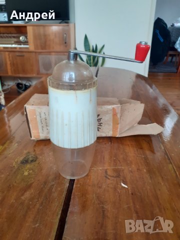 Стара кафемелачка,мелничка,мелница за кафе #3, снимка 2 - Антикварни и старинни предмети - 31530069