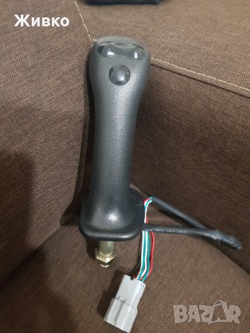 Джойстик за багер, челен товарач, снимка 2 - Селскостопанска техника - 35473459