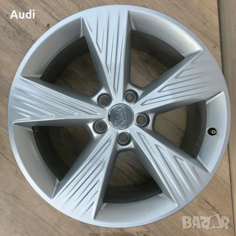 Оригинални Ауди Джанти 19 Q4 e-tron, снимка 5 - Гуми и джанти - 56523562