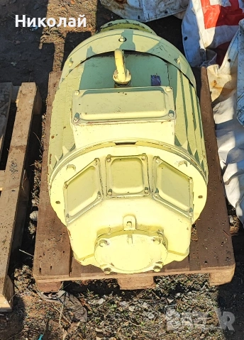Ел двигател кранов 45kw 570обр.