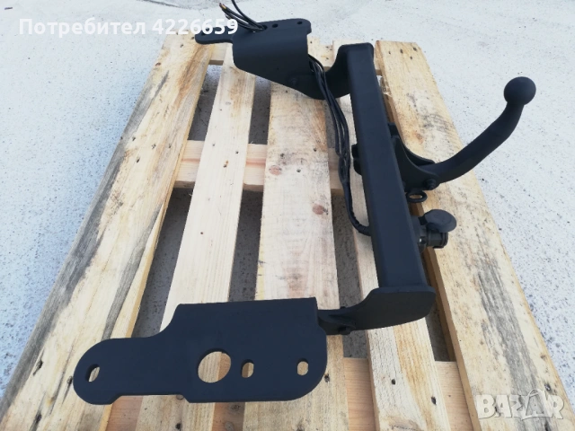 Теглич за тойота авенсис , снимка 2 - Автомобили и джипове - 54120608