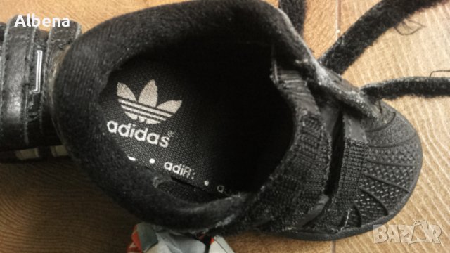 Adidas Размер EUR 21 / UK 5K детски естествена кожа 19-13-S, снимка 13 - Детски маратонки - 39567919